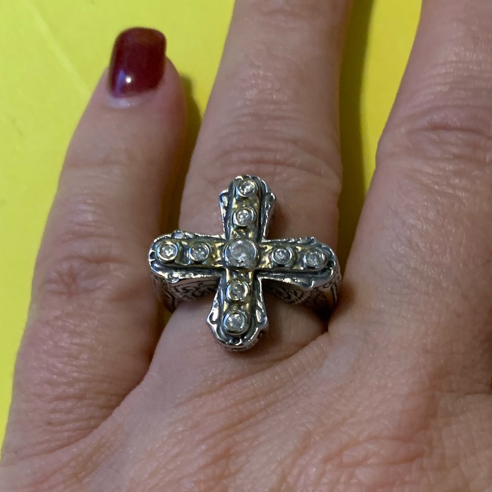 Cross ring